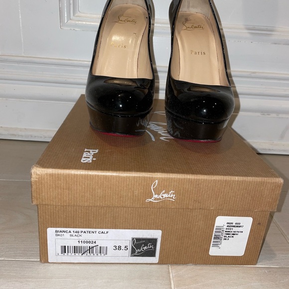 Christian Louboutin womens 38.5 - Picture 3 of 8
